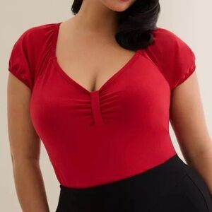 NWT Torrid Retro Chic Red Scarlet Foxy Sweetheart Short Sleeve Knit Top Size 2X